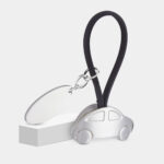 LLAVERO AUTO CON PLACA